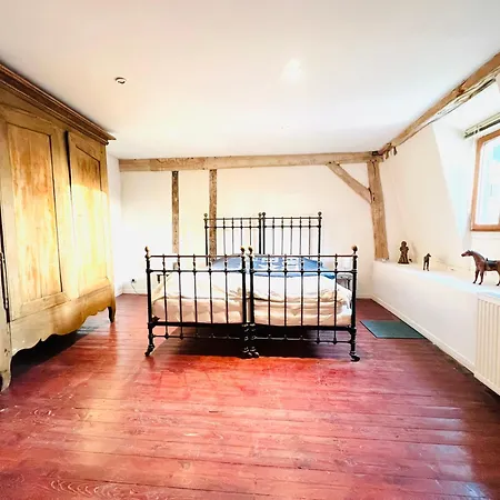 Chateau D'humieres - Casa Allegro Humieres