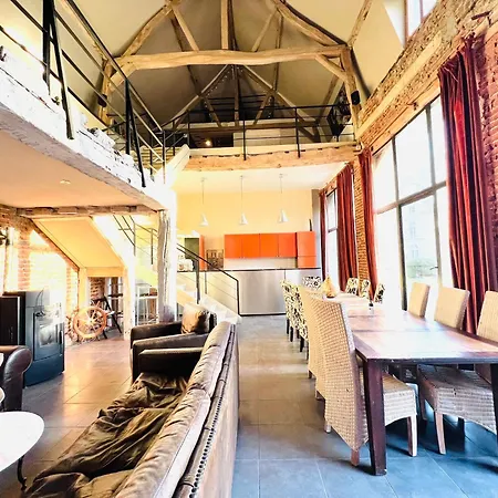 Chateau D'humieres - Casa Allegro 度假居